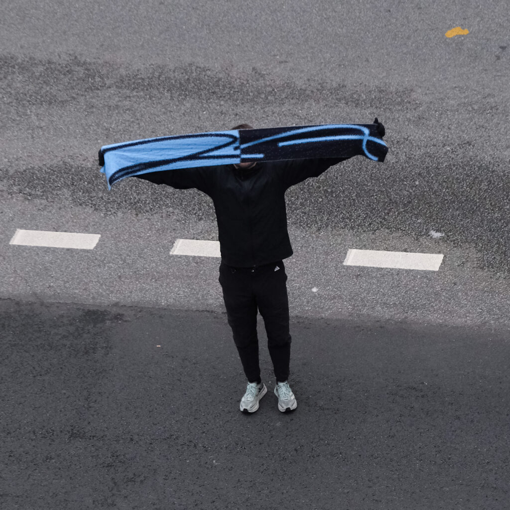 RECTO-VERSO SCARF